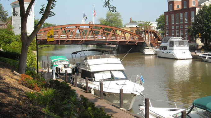 No Losses on the Erie Canal in Fairport, Summer of 2010.